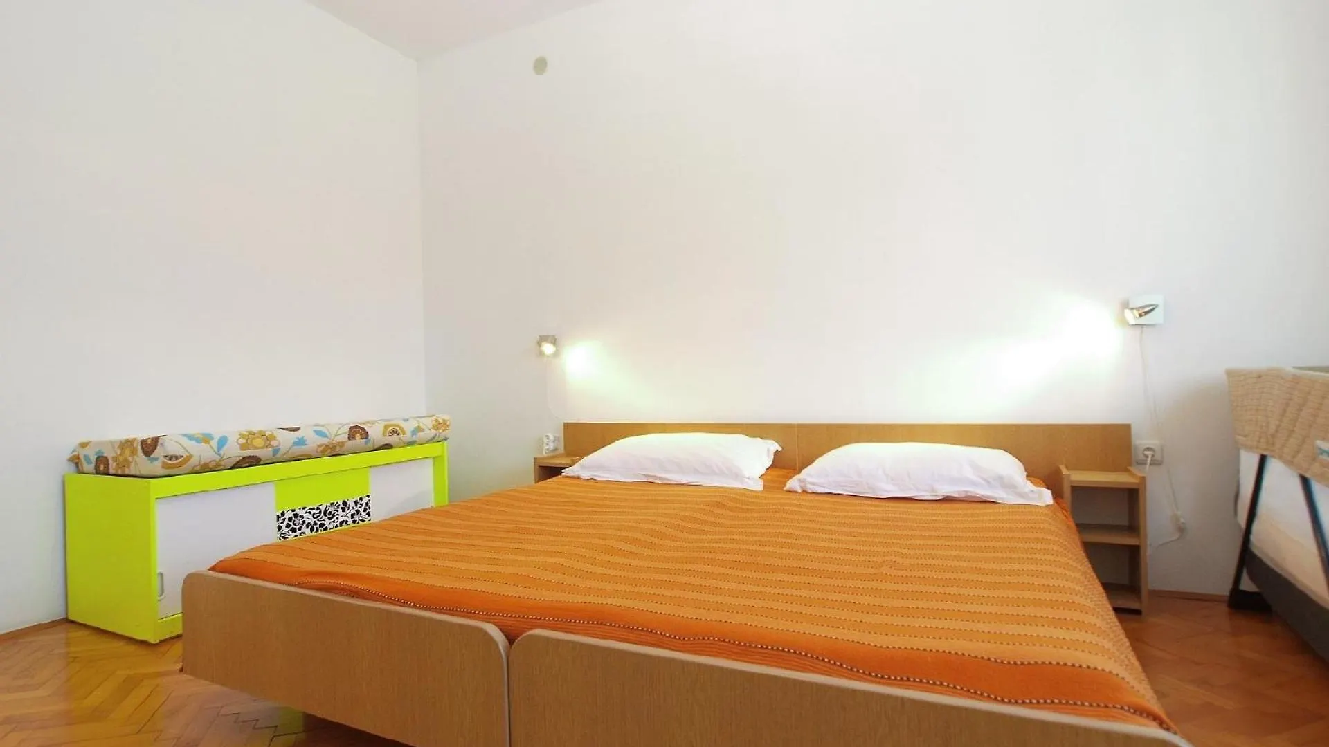 Apartment Ferienwohnung Fuer 8 Personen Ca 105 Qm In Medulin, Istrien Suedkueste Von Istrien