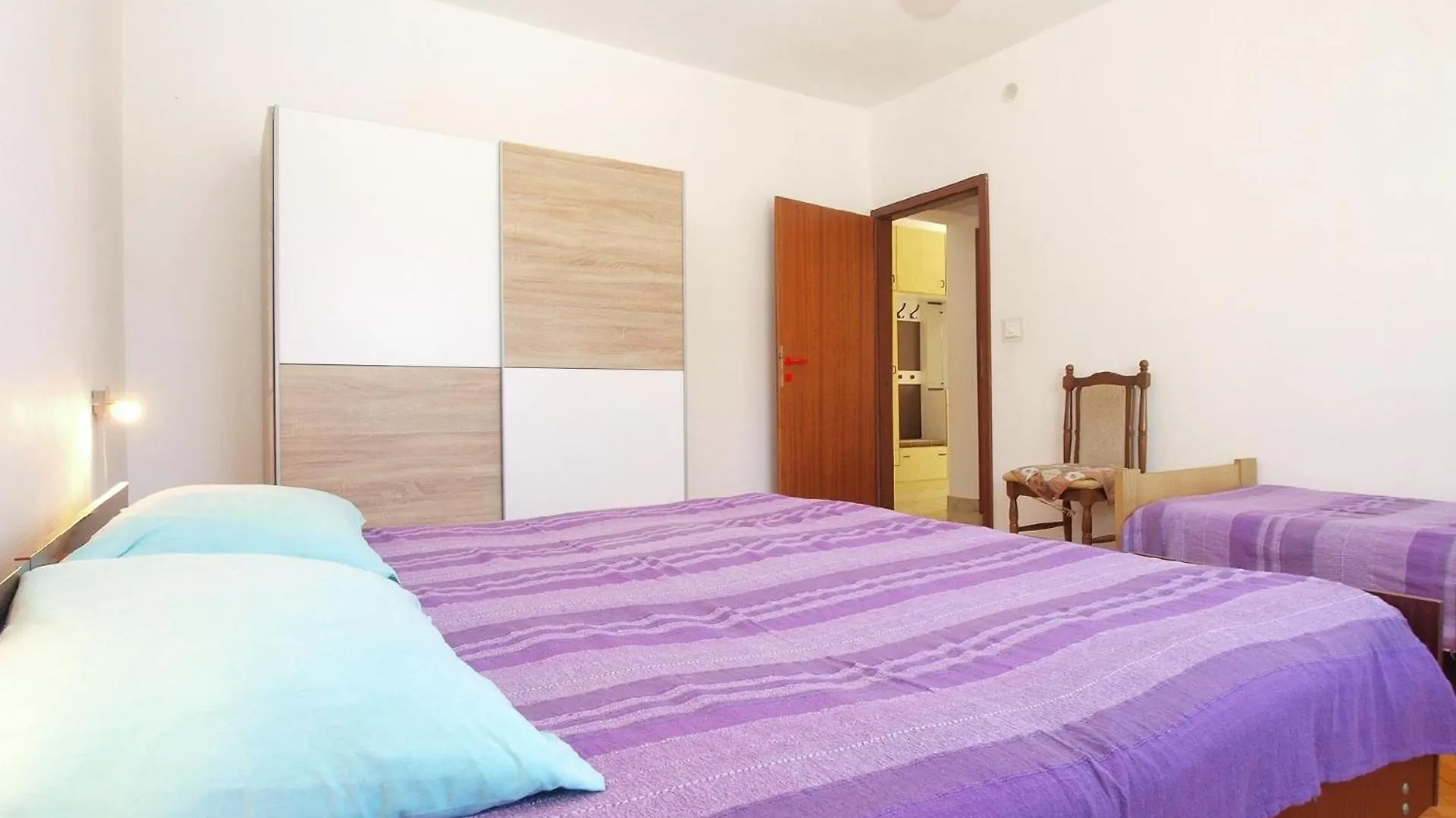 Apartment Ferienwohnung Fuer 8 Personen Ca 105 Qm In Medulin, Istrien Suedkueste Von Istrien Croatia